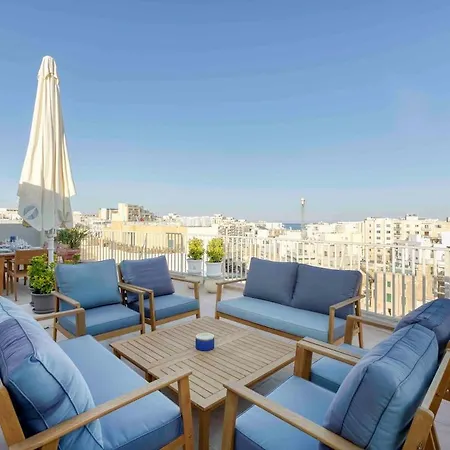 Апартаменты Spectacular Penthouse In The Heart Of St Julians
