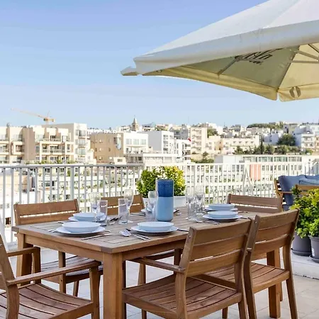 Spectacular Penthouse In The Heart Of St Julians *