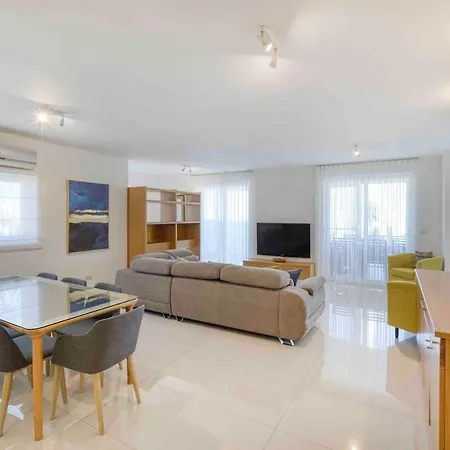 High-end Living Exclusive Penthouse St Julians *