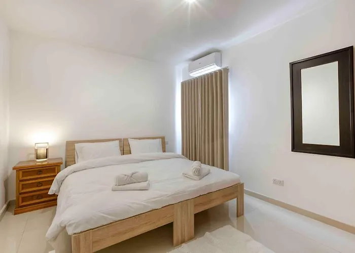 Appartement High-end Living Exclusive Penthouse St Julians San Ġiljan