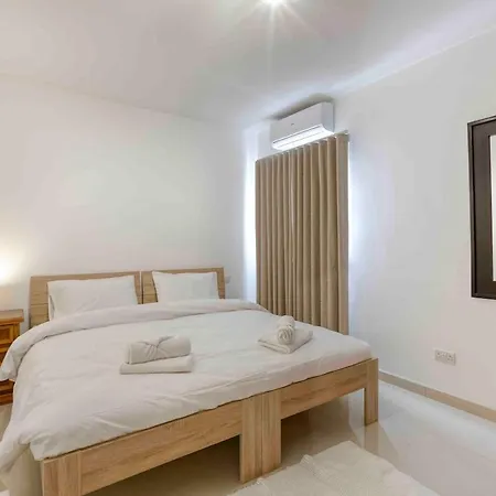 Appartement High-end Living Exclusive Penthouse St Julians San Ġiljan