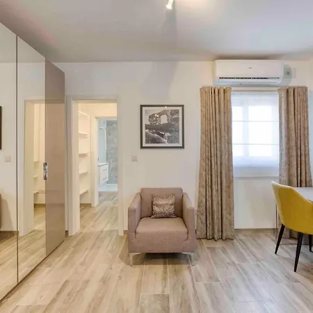 High-end Living Exclusive Penthouse St Julians San Ġiljan