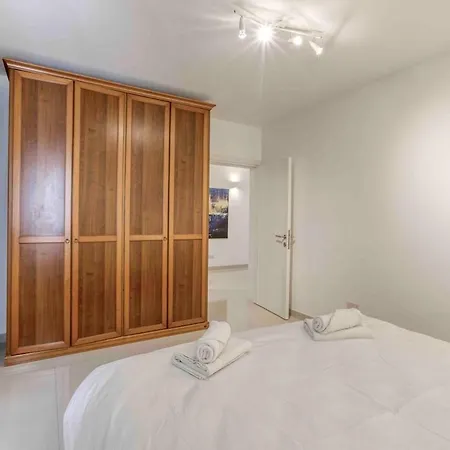 High-end Living Exclusive Penthouse St Julians Lägenhet *