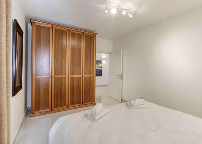 High-end Living Exclusive Penthouse St Julians Lägenhet *